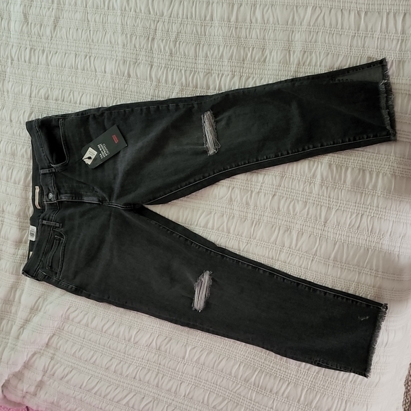 Levis 724 high rise straight cropped jean - Picture 4 of 4